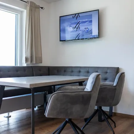 Haus Sunnawind Dreh * جارمش بارتنكيرشن